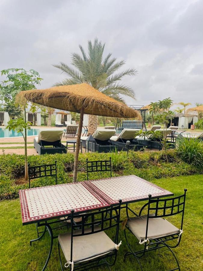 WawizelteLes Jardins D Amizmiz 6 Piscines住宿加早餐旅馆 外观 照片