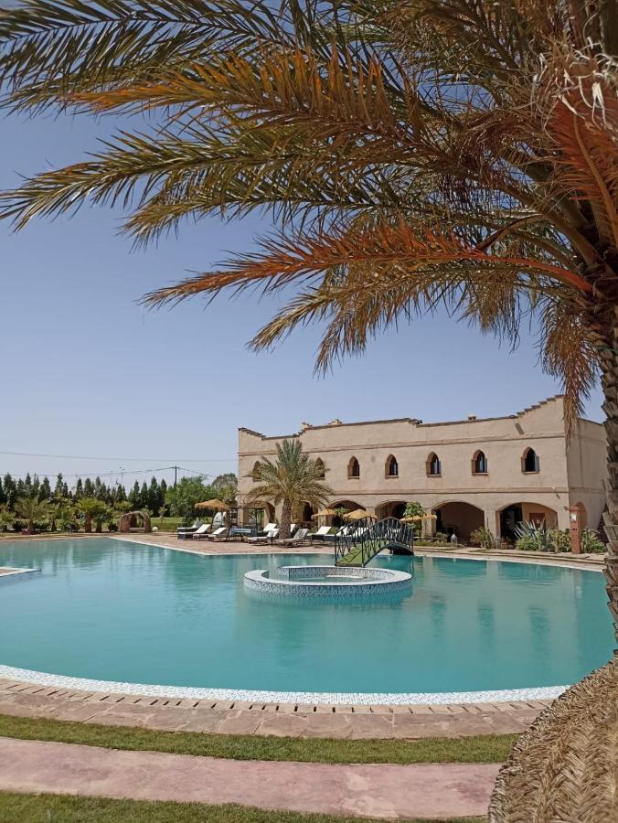 WawizelteLes Jardins D Amizmiz 6 Piscines住宿加早餐旅馆 外观 照片