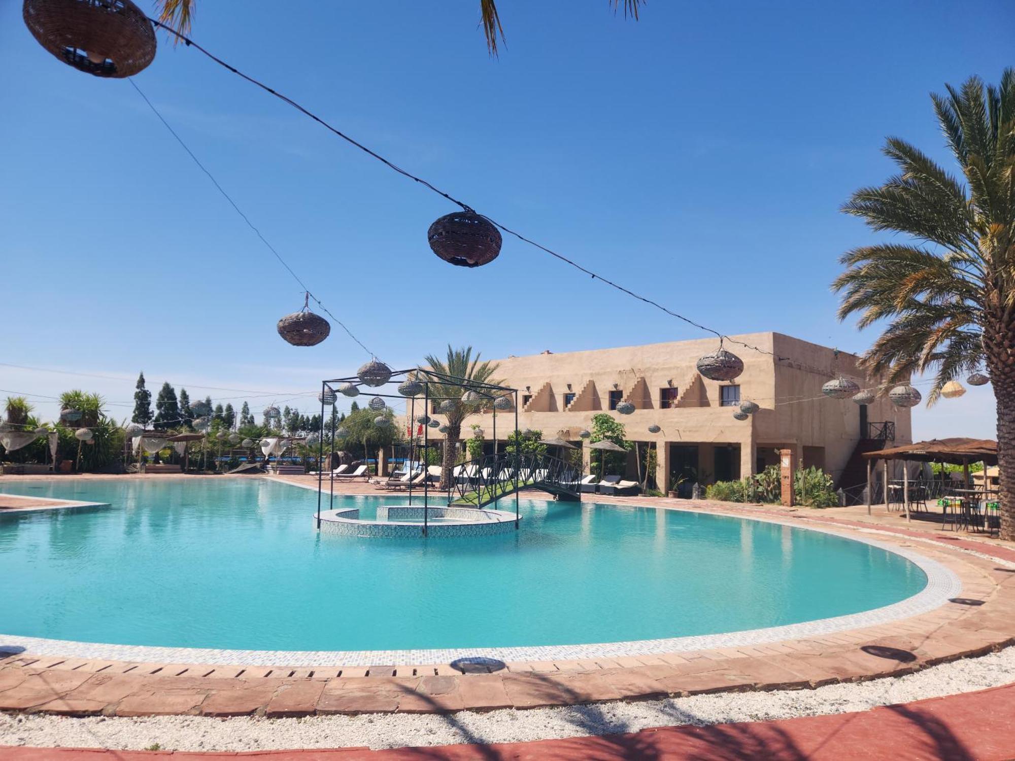 WawizelteLes Jardins D Amizmiz 6 Piscines住宿加早餐旅馆 外观 照片